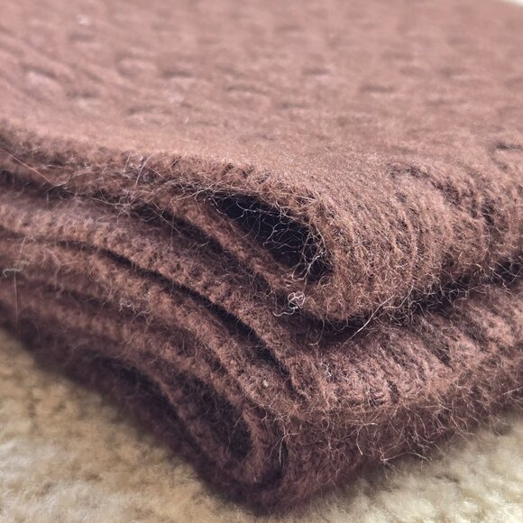 Brown Cashmere Cable Knit Scarf - Picture 15 of 15